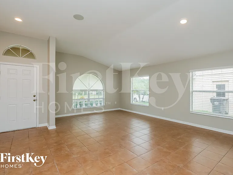 1620 Bonita Bluff Ct — Photo 5