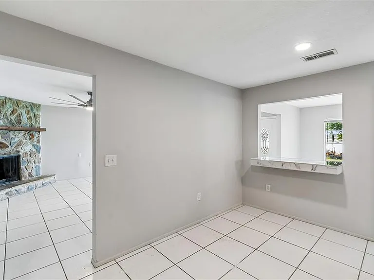 400 E Silver Star Rd — Photo 24