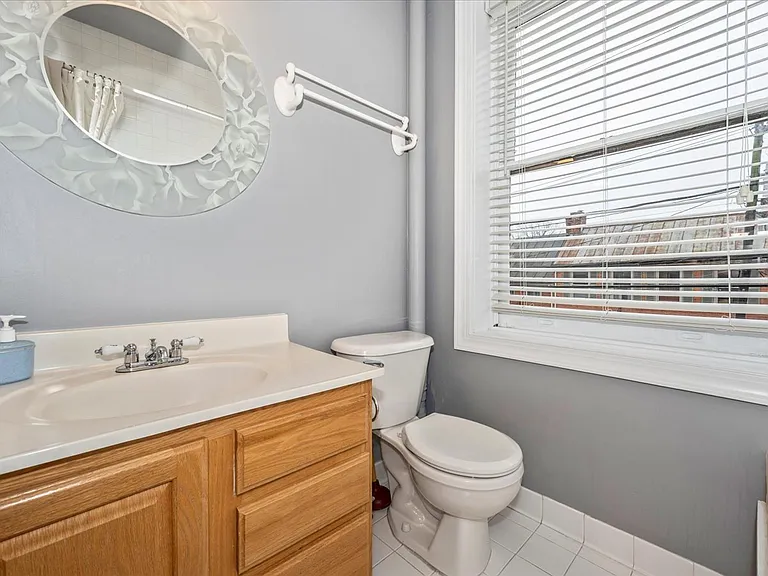 315 W Patrick St — Photo 21
