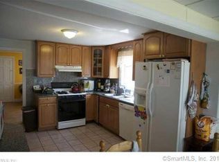 76 Highland St, Newington, CT 06111
