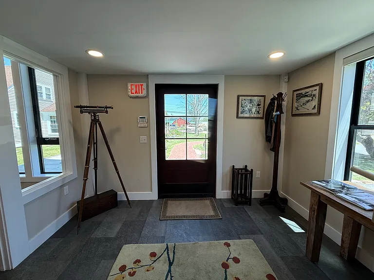 38 Main St #4 — Photo 3