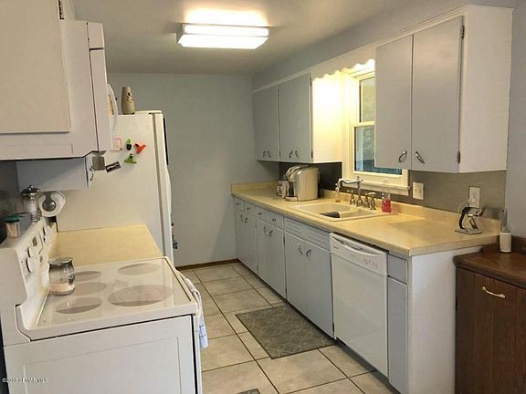 4th image of 1202 Janson St