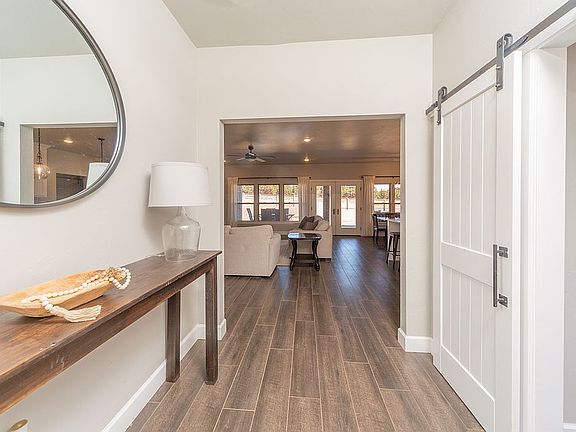 5th image of 5715 E Saddlebrook Dr
