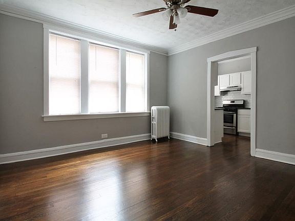 3rd image of 312 Washington Blvd APT 2W