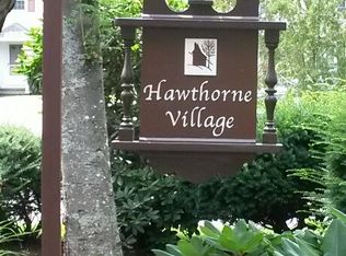 7 Hawthorne Vlg, Concord, MA 01742