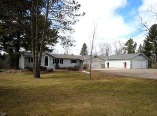 N9361 Wilderness Dr, Tomahawk, WI 54487