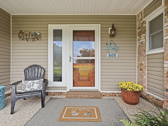 4th image of 505 Sioux Cir