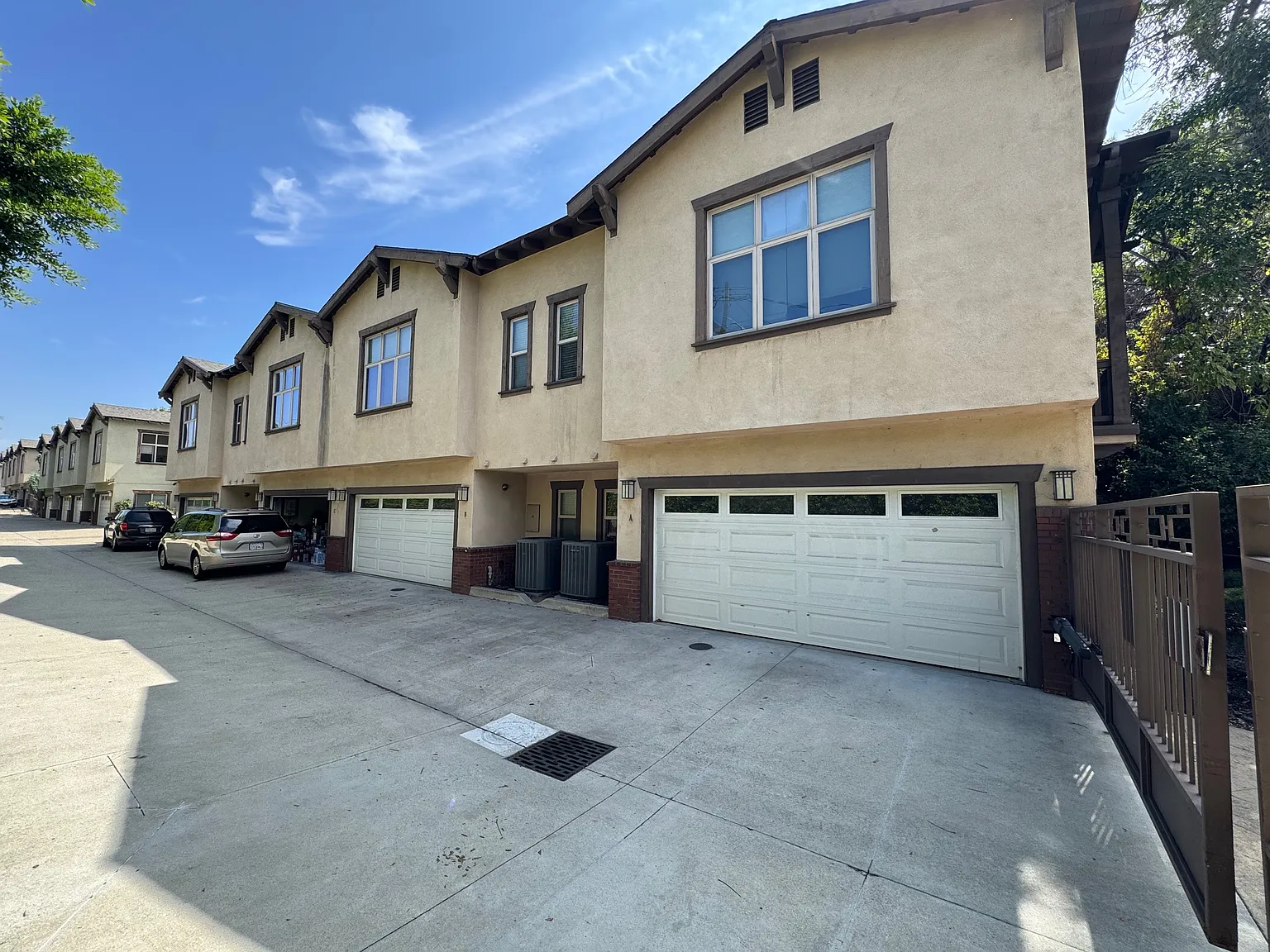 2 bed, 1510 sqft, $3,995 — Photo 2