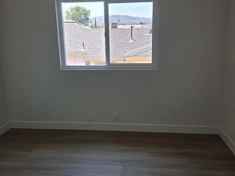 827 W Upland Ave #4 — Photo 15