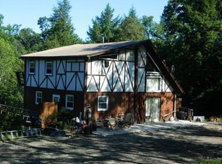 712 Tuscareka Dr, Windber, PA 15963