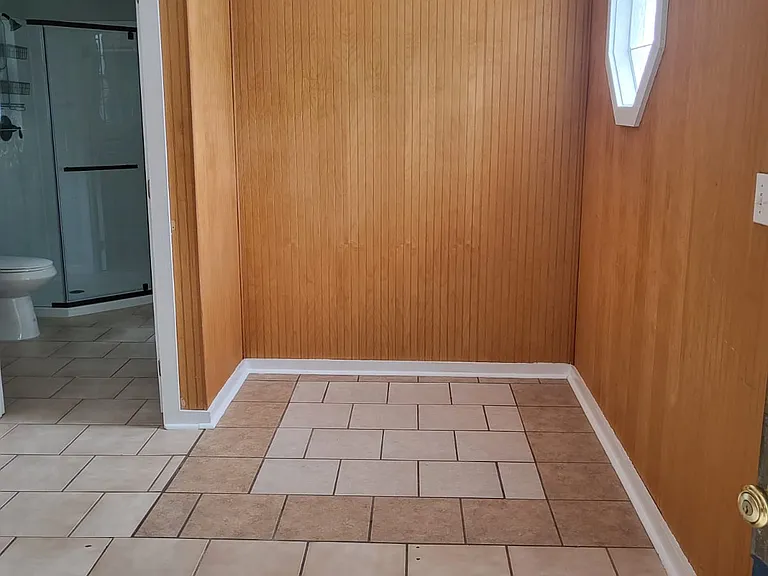 422 Sea Breeze Dr — Photo 7
