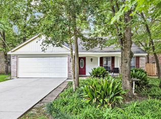 18 Sandpebble Dr, Spring, TX 77381