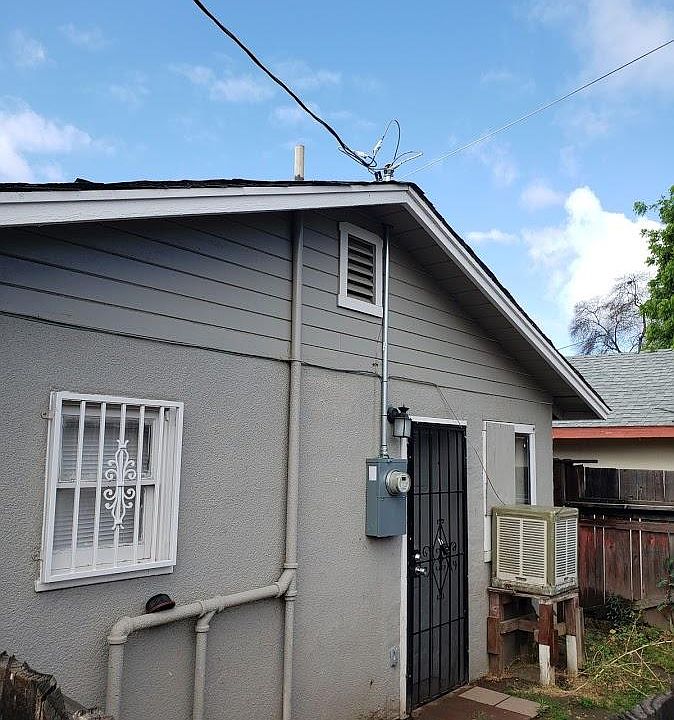 1st image of 4591 E Illinois Ave