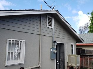 4591 E Illinois Ave, Fresno, CA 93702