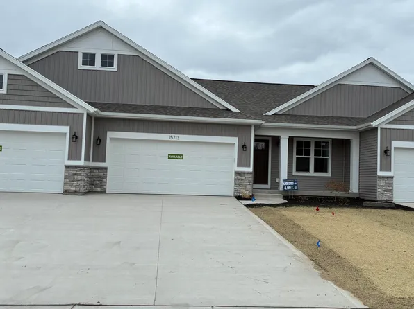 15713 Hawley Dr #29, Grand Haven, MI 49417