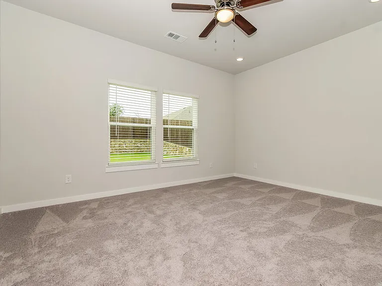 819 Brilliance Dr — Photo 10