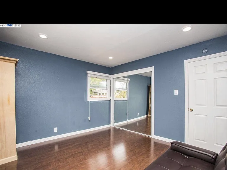2802 Tennessee St — Photo 2
