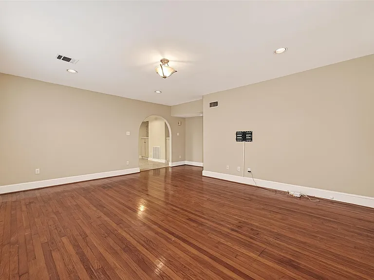 1807 Crocker St #A — Photo 5