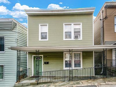 142 Vineyard Ave, Yonkers, NY, 10703