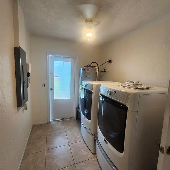 2441 Beacon Dr — Photo 10