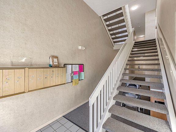 2nd image of 820 Carrington Pl APT 310