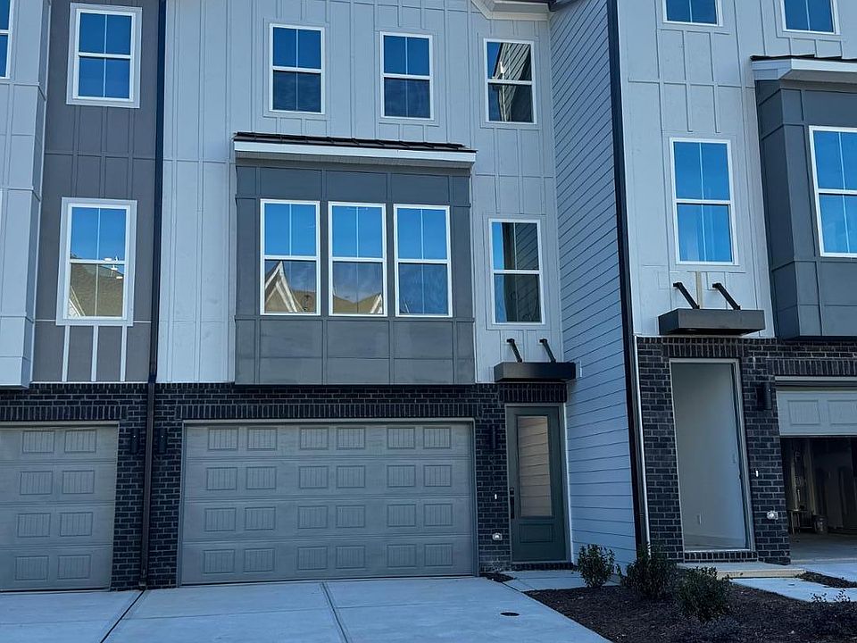1st image of 2116 Opulent Oaks Ln