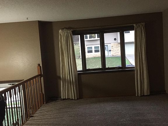 2nd image of 2935 Wildwood Dr