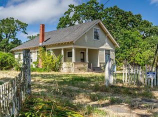 127 Pleasant Ave, Santa Rosa, CA 95403