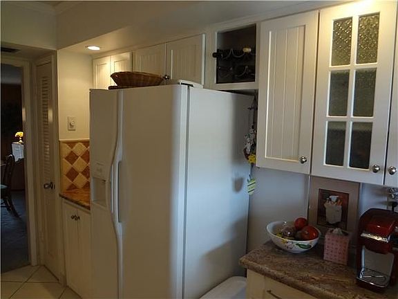4th image of 3535 Broken Woods Dr #407