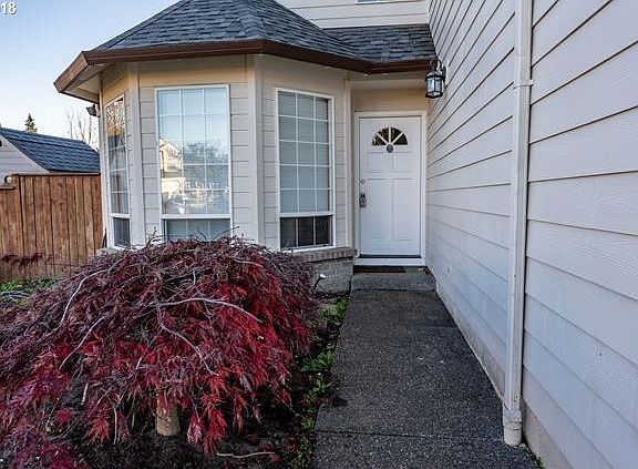 3rd image of 8017 NE 101st Cir