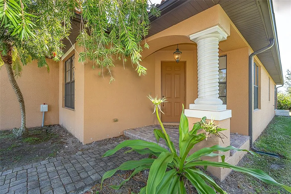 2 bed, 2.0 bath, 1857 sqft, $4,800 — Photo 4