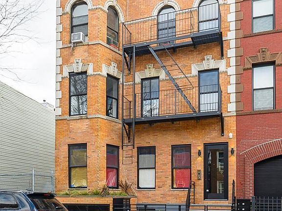 5th image of 328 Eldert St APT 1