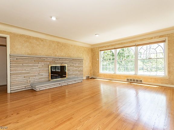 4th image of 29426 Gates Mills Blvd