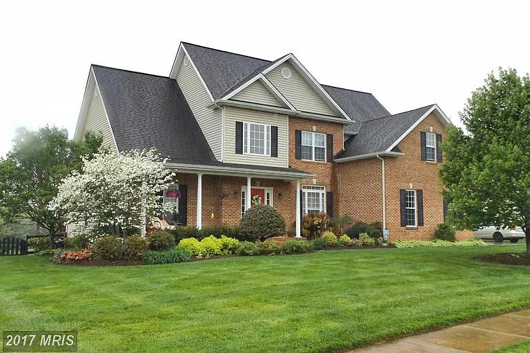 412 Dunlap Dr photo 1