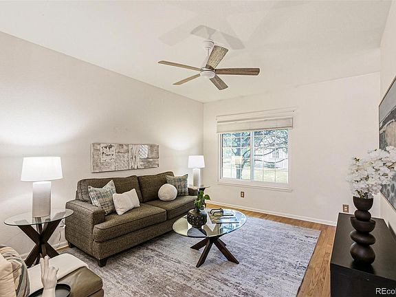 4th image of 4003 S Carson Street #B