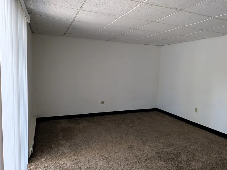 Sunrise Efficiency Apartments — Photo 4