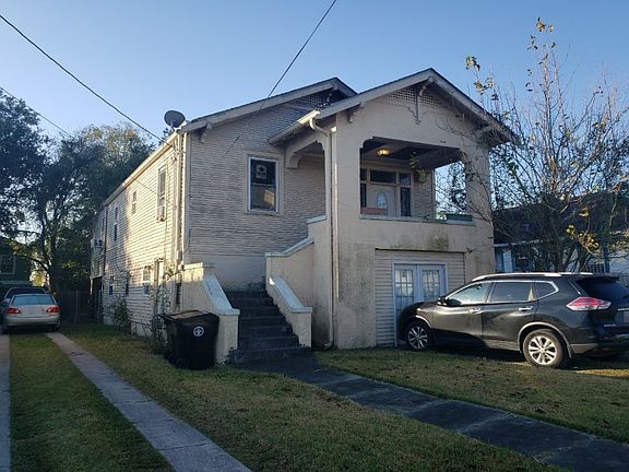 3rd image of 2538 Clover St