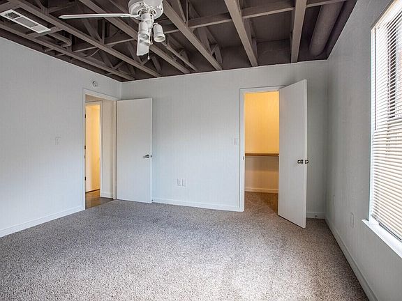 2nd image of 512 Daughtrey Ave #203