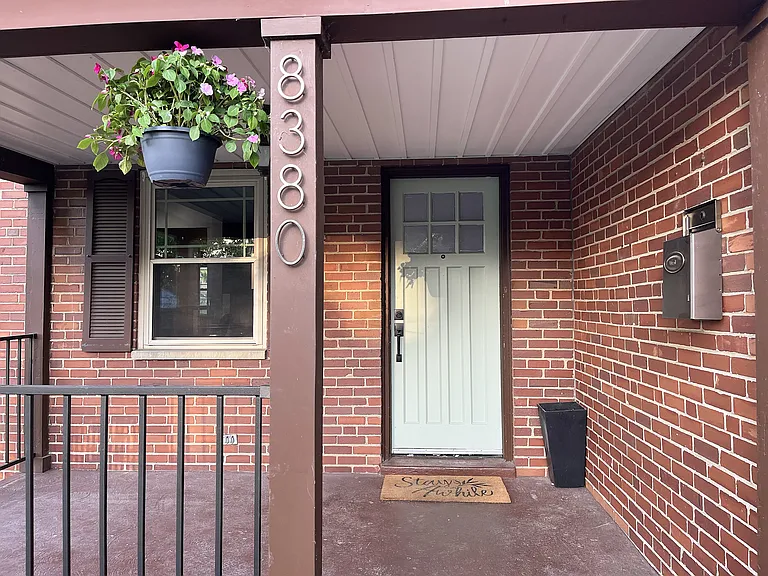 8380 Wicklow Ave — Photo 5