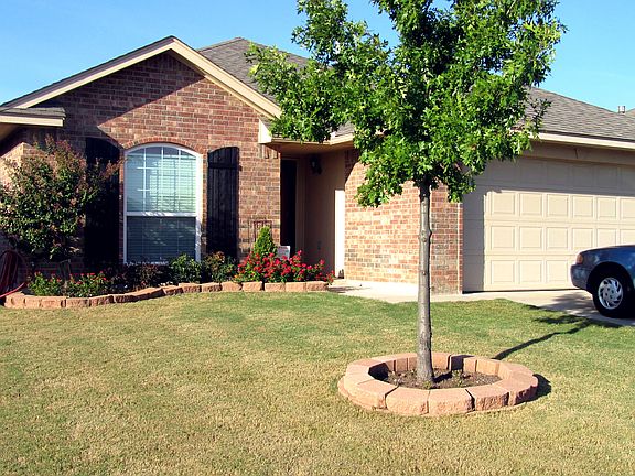 3rd image of 1433 Deer Chase Dr