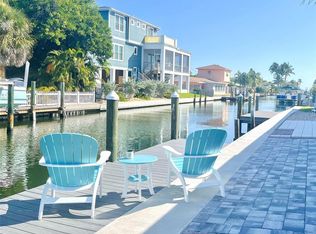 707 Saint Judes Dr S APT 1, Longboat Key, FL 34228