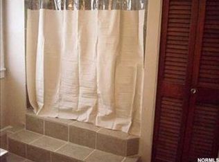 5923 Hillcrest Ave, Ashtabula, OH 44004