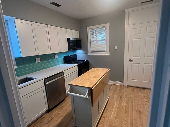 3rd image of 5604 N Karlov Ave Floor 2