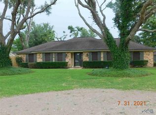 109 Cactus Dr, Bourg, LA 70343