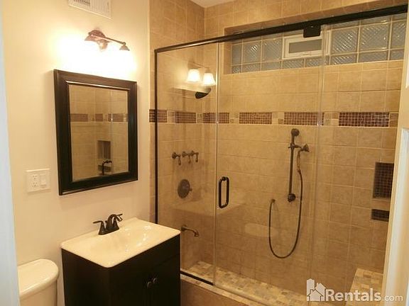 5th image of 3849 N Christiana Ave #1