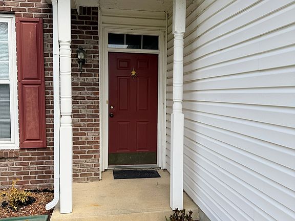 3rd image of 6110 Trillium Woods Ct