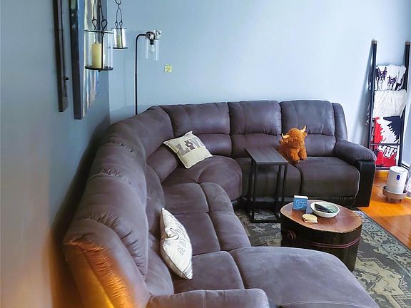 2nd image of 13 Murphy Road