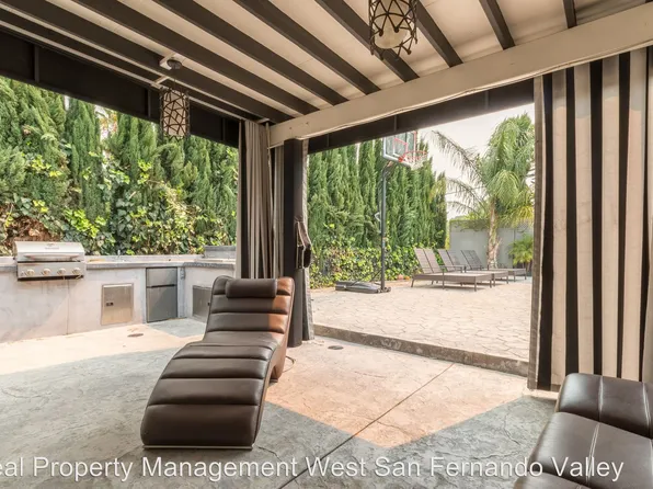 12524 Lithuania Dr, Granada Hills, CA 91344