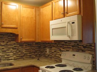 46 Candlewood Lake Rd S APT 2, New Milford, CT 06776