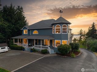 768 6th Avenue, Fox Island, WA 98333